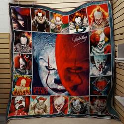 M290709 It Quilt Blanket  Quilt and Home Decor
