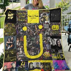 M300731 Jack U Quilt Blanket  Quilt and Home Decor