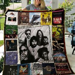 M310767 The Doobie Brothers Quilt Blanket  Quilt and Home Decor