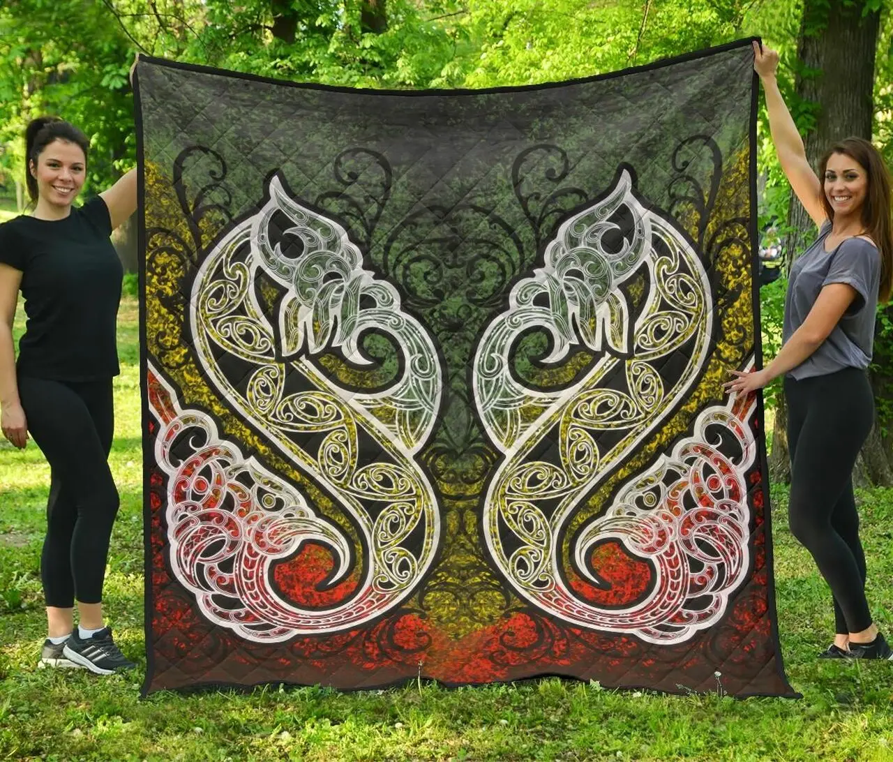 Maori Manaia Painting Quilt Gnm and Home Decor