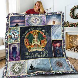 Mediation Girl 3D Customized Quilt and Home Decor