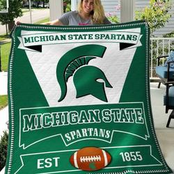 Michigan State Spartans Quilt Blanket B060635  Quilt and Home Decor