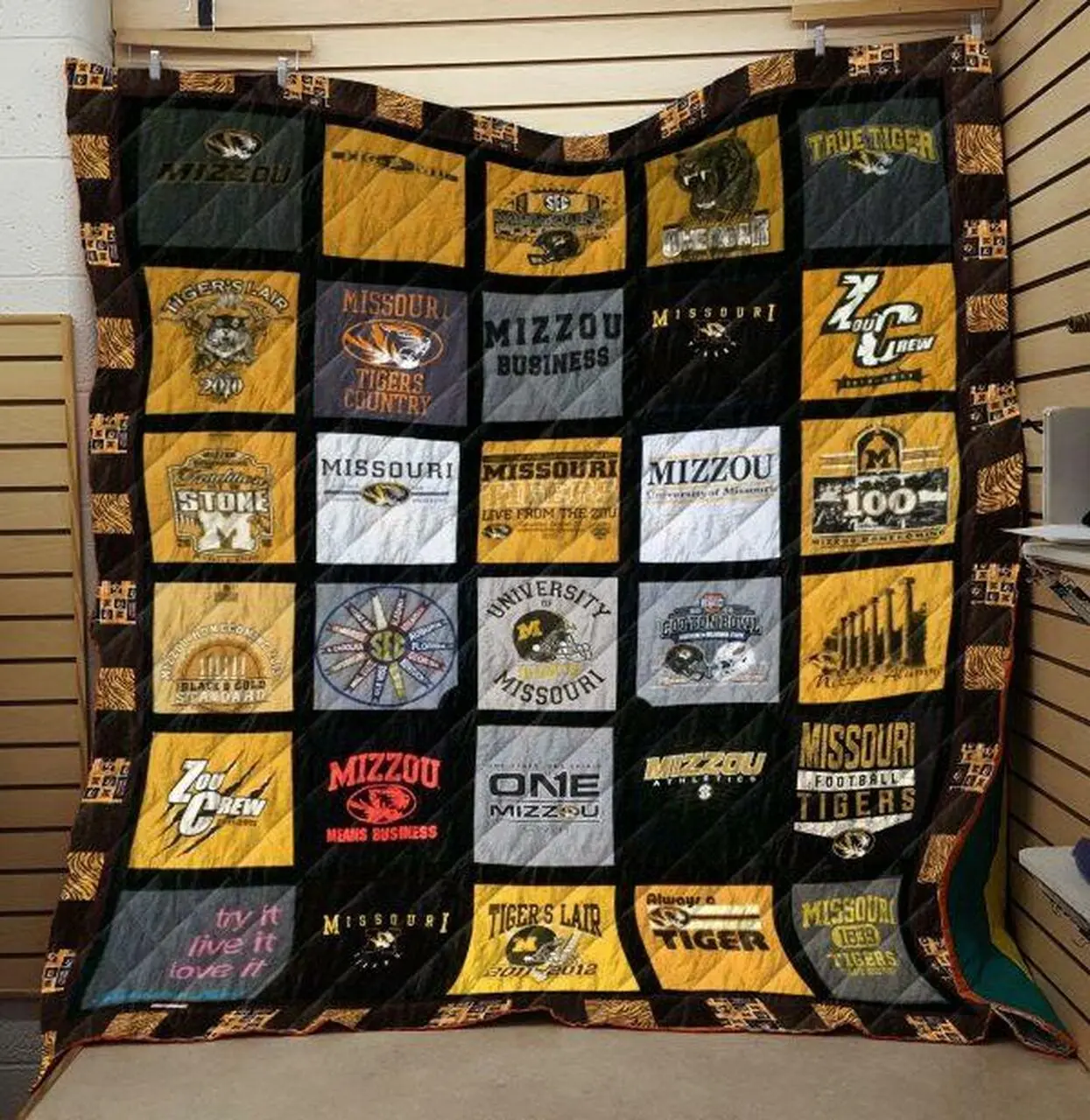 Missouri Tigers Country Quilt Blanket Lv01 Quilt and Home Decor