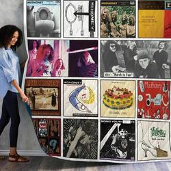 Mudhoney Singles Quilt Blanket 01 and Home Decor
