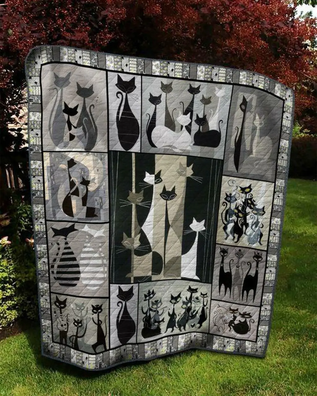 Mysterious Cats Quilt Blanket Quilt and Home Decor