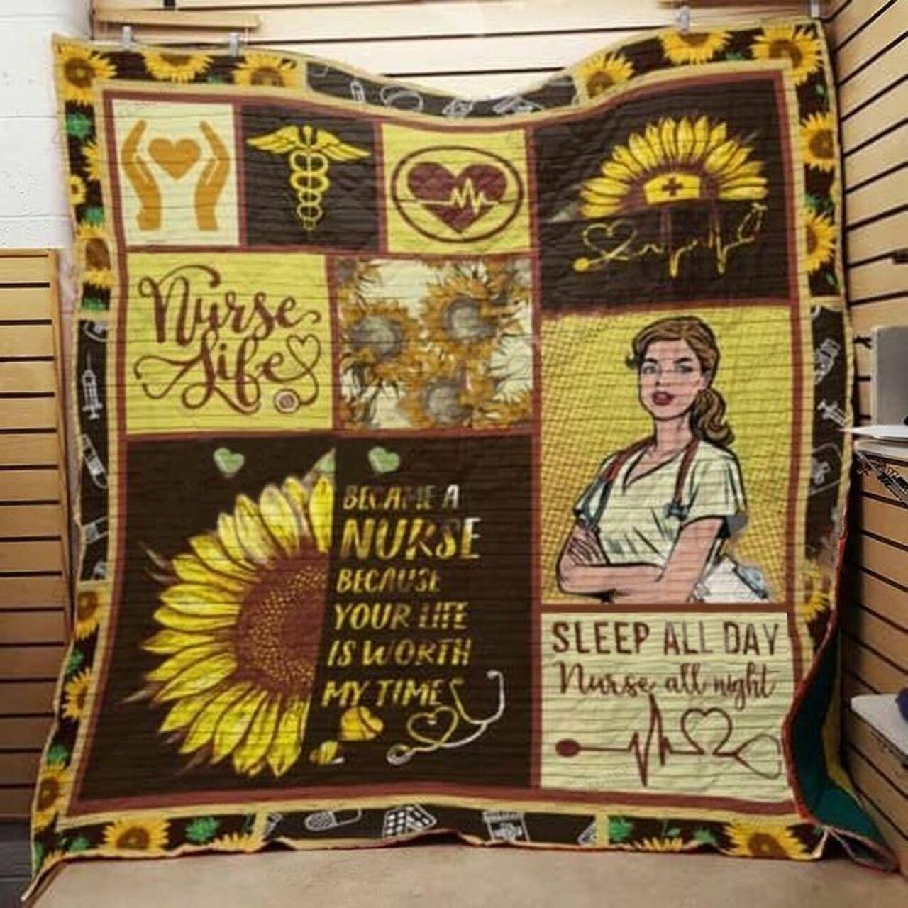 Nurse Sunflower Your Life Is Worth My Time Quilt Blanket Great Customized Gifts For Birthday Christmas Thanksgiving Perfect Gifts For Nurse and Home Decor