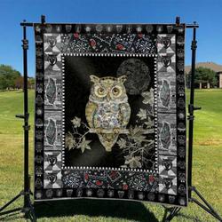 Owl Hur Quilt uq and Home Decor