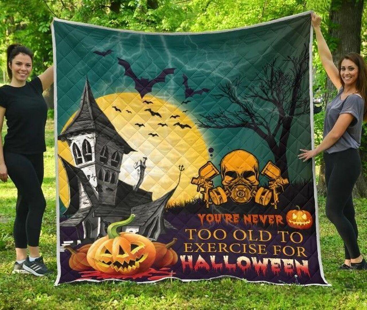 Painter Too Old To Eecise For Halloween Quilt Tdhxj and Home Decor