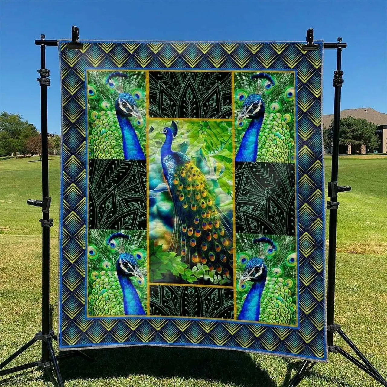Peacock Hur Quilt oi and Home Decor
