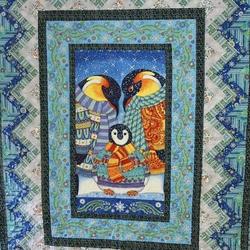 Penguin Quilt Tdhpm and Home Decor