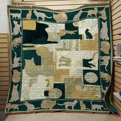 Pet The Cat Quilt and Home Decor