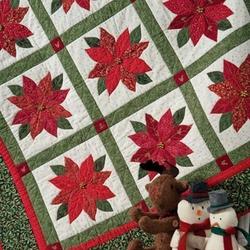 Poinsettias Quilt Tdhke and Home Decor