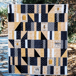 Queen Bee Quilt Tdhei and Home Decor