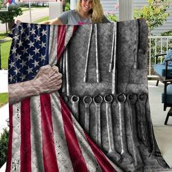 Quilts Mechanic Hacl42 and Home Decor