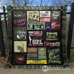 Reel Girls Fish Quilt Blanket Tm99  Quilt and Home Decor