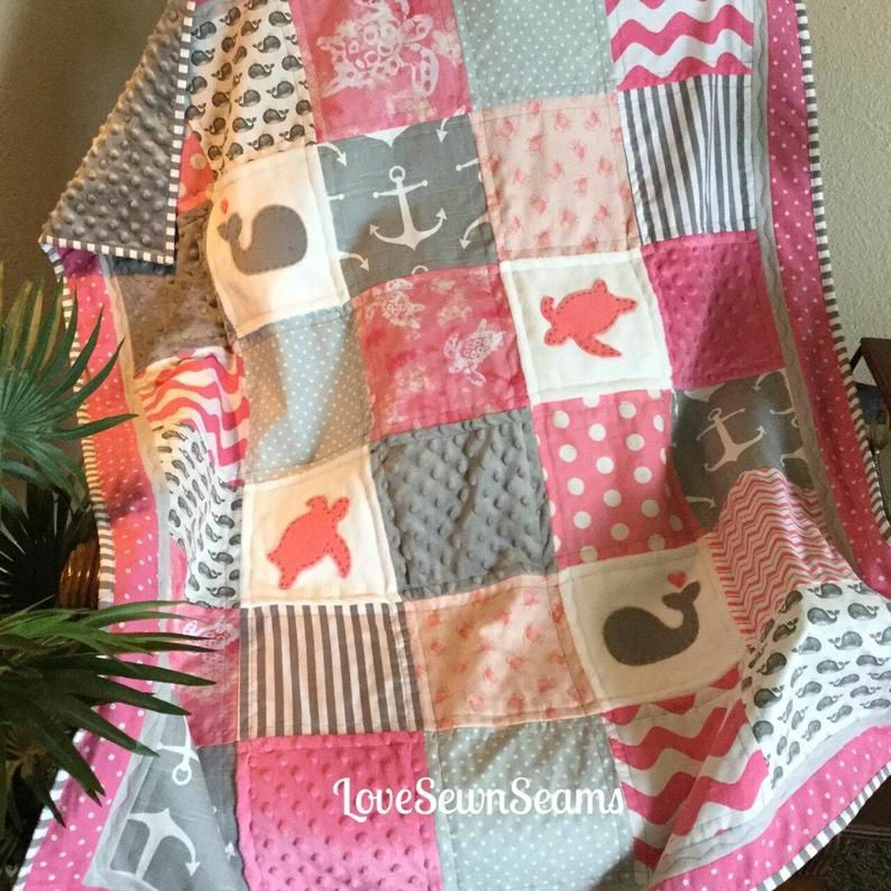 Sea Turtle Clh1610037Q Quilt Blanket and Home Decor
