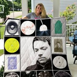 Shed Quilt and Home Decor