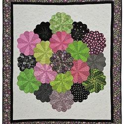 Simply Triangles Hur Quilt lu and Home Decor