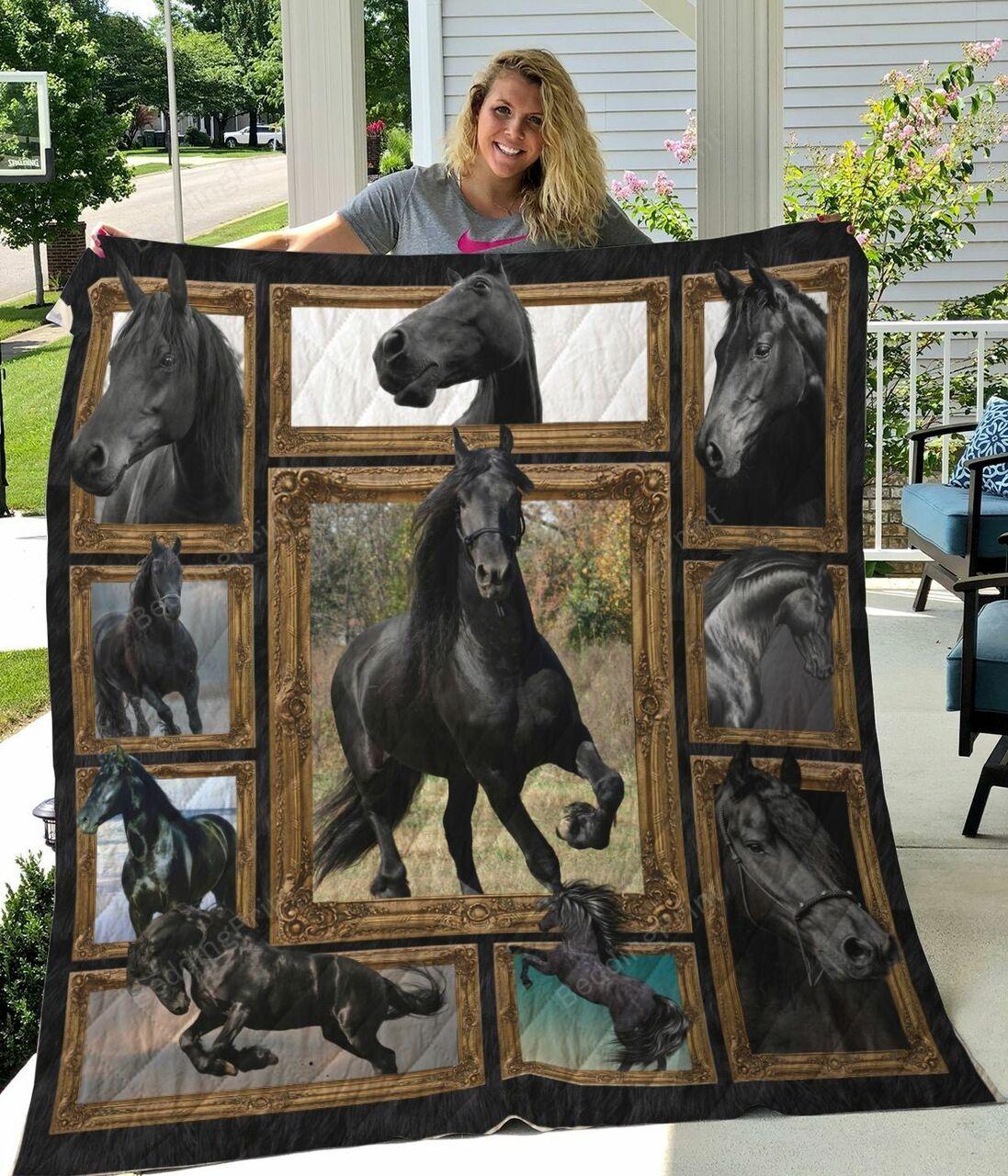 Strong Black Horse Quilt Blanket Great Customized Gifts For Birthday Christmas Thanksgiving Perfect Gifts For Black Horse Lover and Home Decor