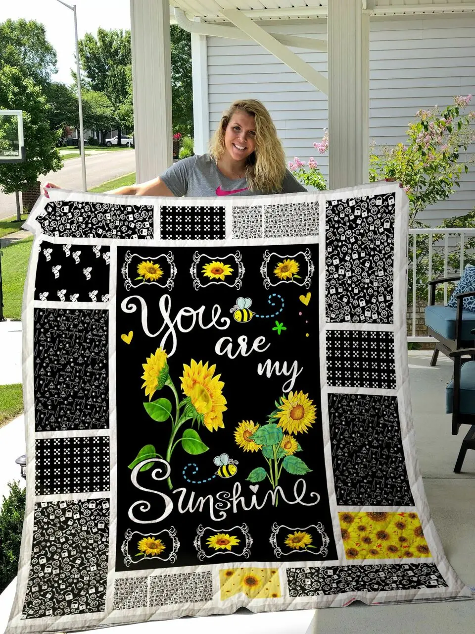 Sunflower Pattern You Are My Sunshine Quilt Blanket Great Customized Gifts For Birthday Christmas Thanksgiving Perfect Gifts For Sunflower Lover and Home Decor