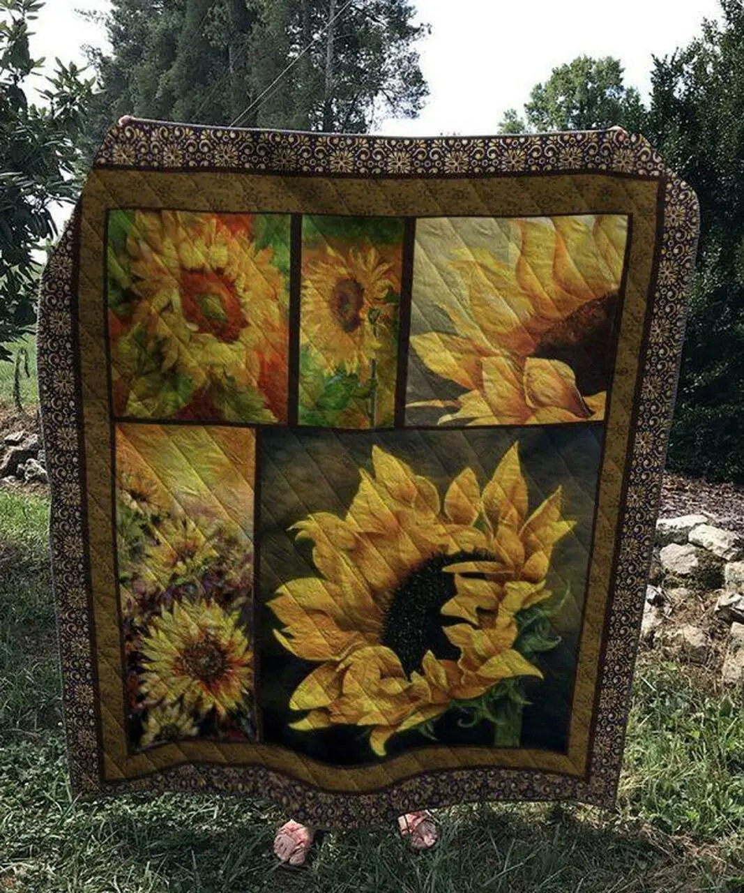 Sunflower Quilt and Home Decor