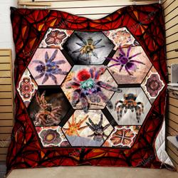 Tarantula Quilt Ph89 and Home Decor