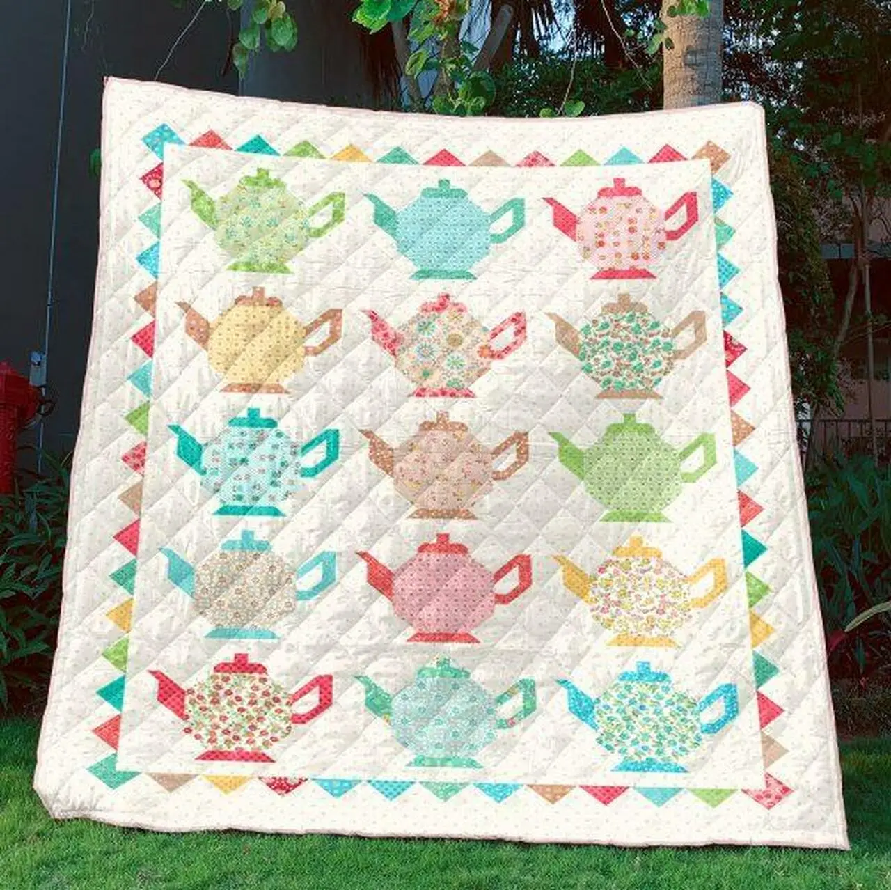Teapot Collection Quilt Blanket Bn14 Quilt and Home Decor