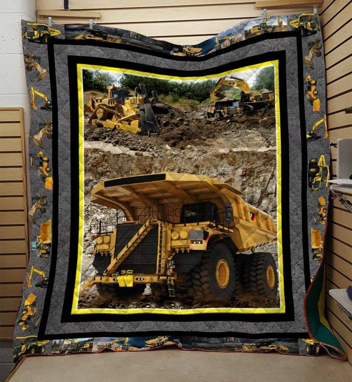 Tractor Clh0611304Q Quilt Blanket and Home Decor