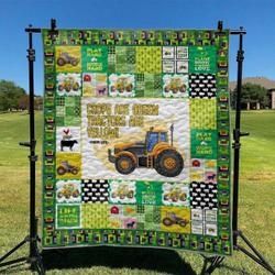 Tractor HUR38142 3D Customized Quilt 2707 and Home Decor