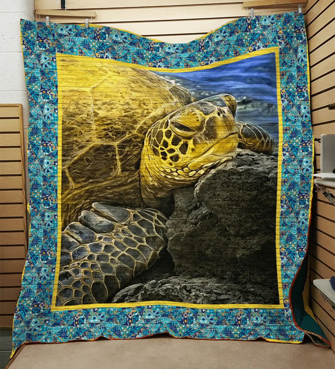 Turtle Quilt Act and Home Decor