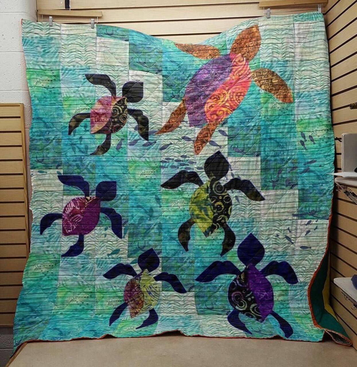 Turtle Vcb Quilt Derqyi and Home Decor
