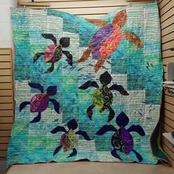 Turtle Vcb Quilt Derqyi and Home Decor
