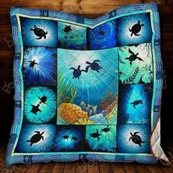 Turtles In The Ocean Hur Quilt aj and Home Decor
