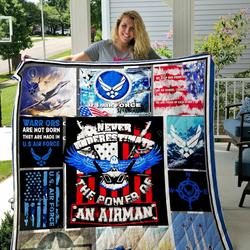 Us Air Force Never Underestimate The Power Of An Airman Quilt Blanket Great Customized Gifts For Birthday Christmas Thanksgiving Perfect Gifts For Us Air Force and Home Decor