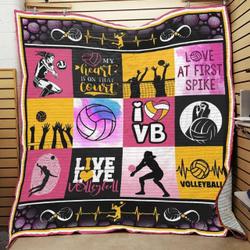 Volleyball My Heart Is On That Court Quilt Blanket Great Customized Blanket Gifts For Birthday Christmas Thanksgiving and Home Decor