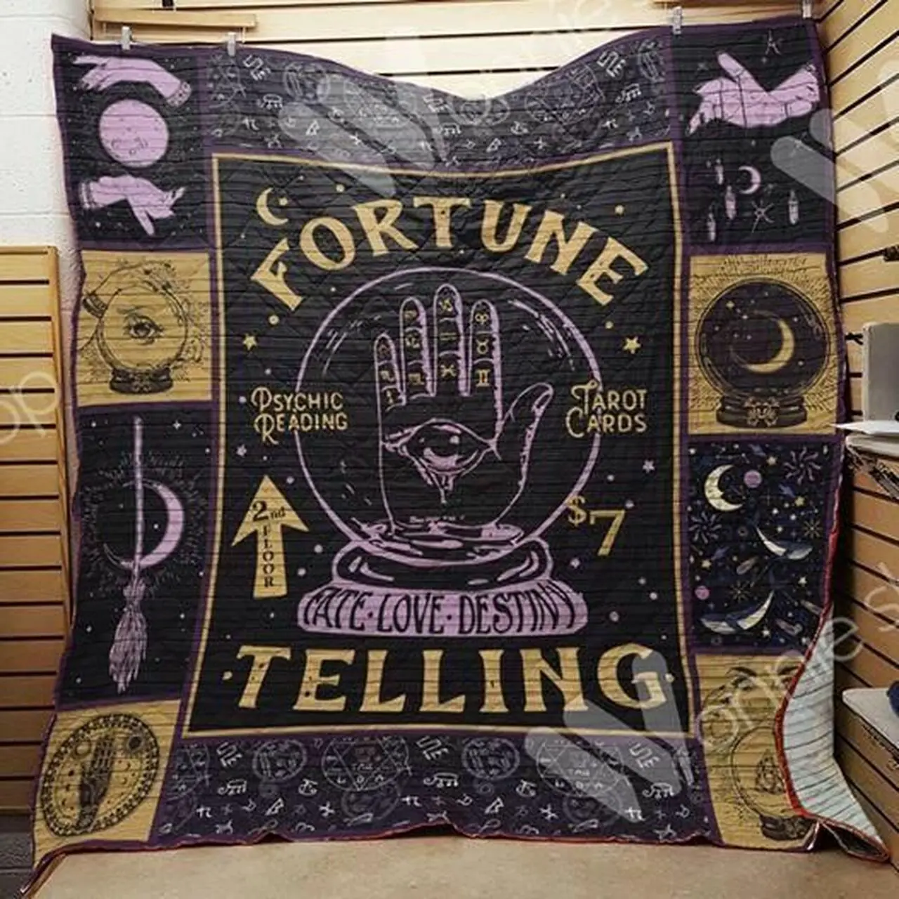 Wicca Fortune Telling Sc Quilt Derqyh and Home Decor