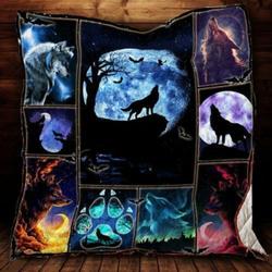 Wolf Moon Howling At Night Quilt Blanket Great Customized Blanket Gifts For Birthday Christmas Thanksgiving and Home Decor