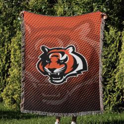 NFL Cincinnati Bengals Football Team Woven Tapestry Blanket Amazing Gift For Fans And Friends Home Decor CBW24