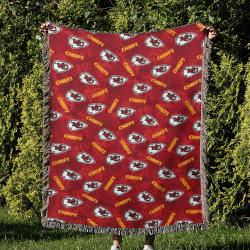 NFL Kansas City Chiefs Football Team Woven Tapestry Blanket Amazing Gift For Fans And Friends Home Decor KCCW15