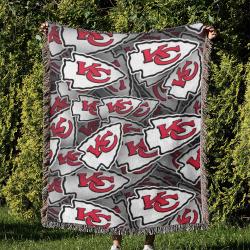 NFL Kansas City Chiefs Football Team Woven Tapestry Blanket Amazing Gift For Fans And Friends Home Decor KCCW18