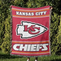 NFL Kansas City Chiefs Football Team Woven Tapestry Blanket Amazing Gift For Fans And Friends Home Decor KCCW28
