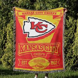 NFL Kansas City Chiefs Football Team Woven Tapestry Blanket Amazing Gift For Fans And Friends Home Decor KCCW31