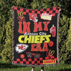 NFL Kansas City Chiefs Football Team Woven Tapestry Blanket Amazing Gift For Fans And Friends Home Decor KCCW49
