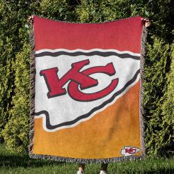 NFL Kansas City Chiefs Football Team Woven Tapestry Blanket Amazing Gift For Fans And Friends Home Decor KCCW55