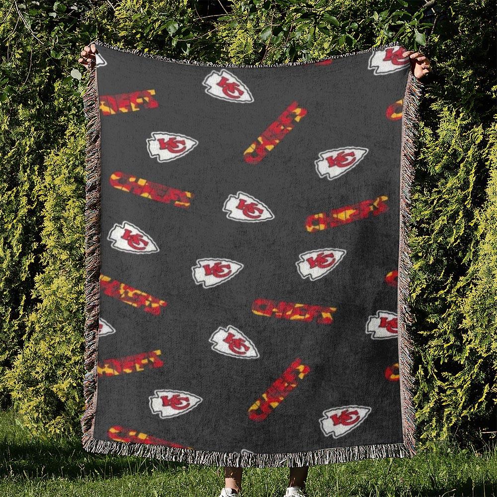 NFL Kansas City Chiefs Football Team Woven Tapestry Blanket Amazing Gift For Fans And Friends Home Decor KCCW7