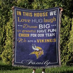 NFL Minnesota Vikings Football Team Woven Tapestry Blanket Amazing Gift For Fans And Friends Home Decor MVW11