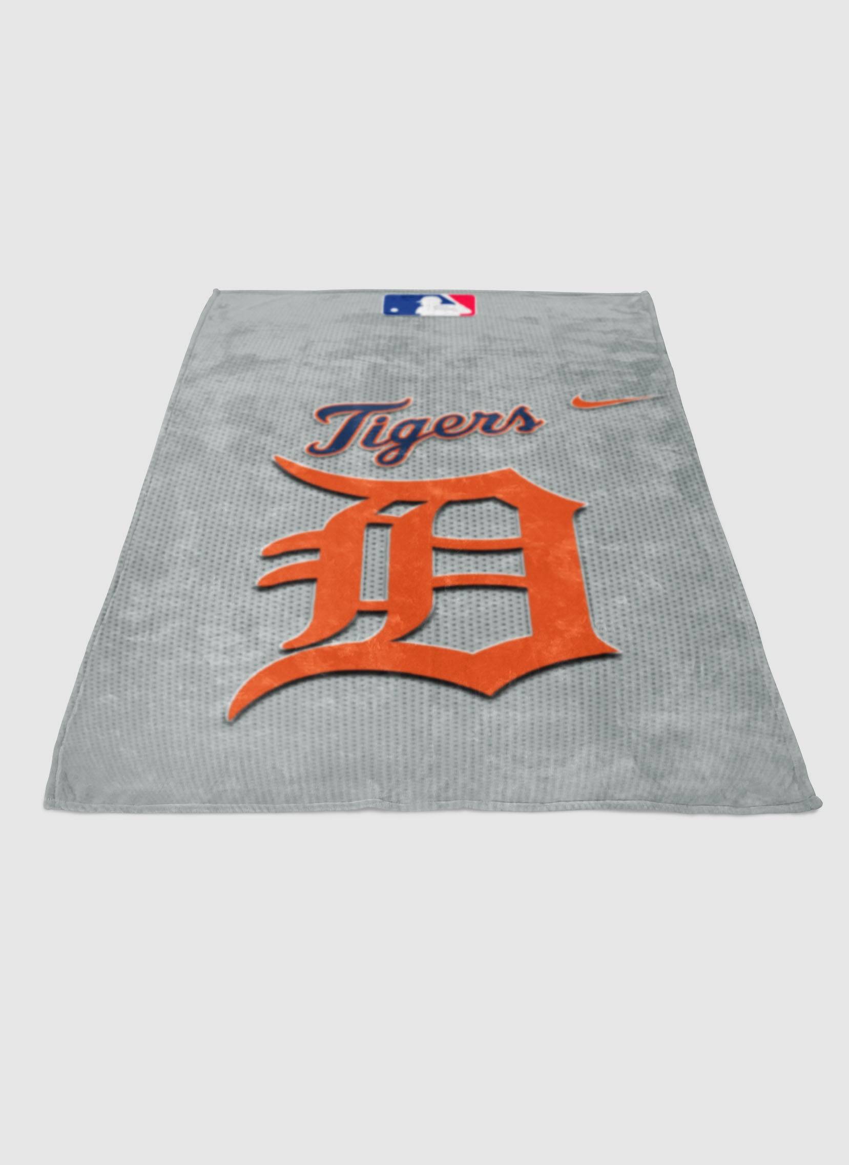 Detroit Tigers Mlb Logo 2 Soft Fleece Blanket Meaningful Gift For Halloween Christmas