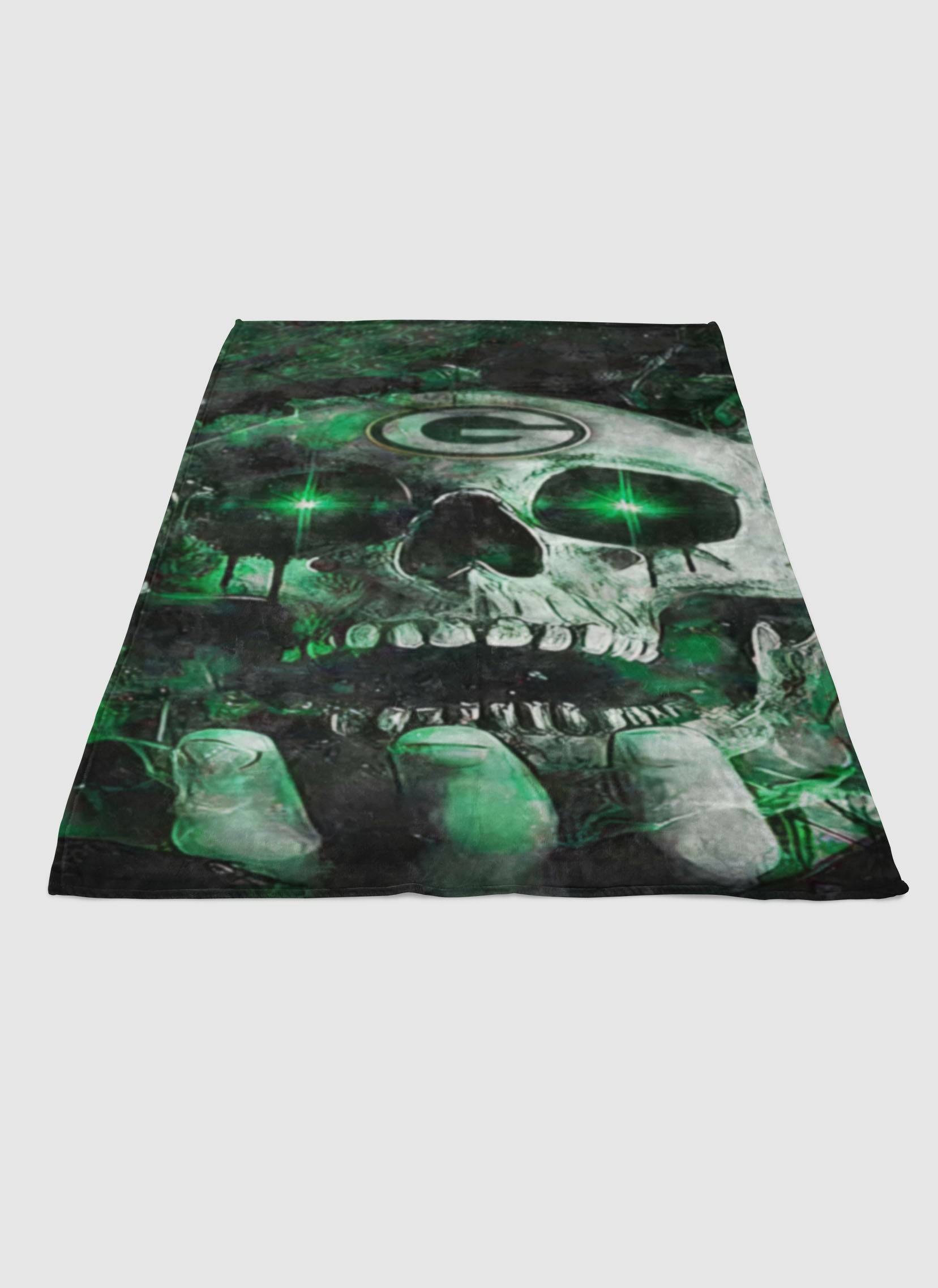 Green Bay Skull On Hand Soft Fleece Blanket Meaningful Gift For Halloween Christmas