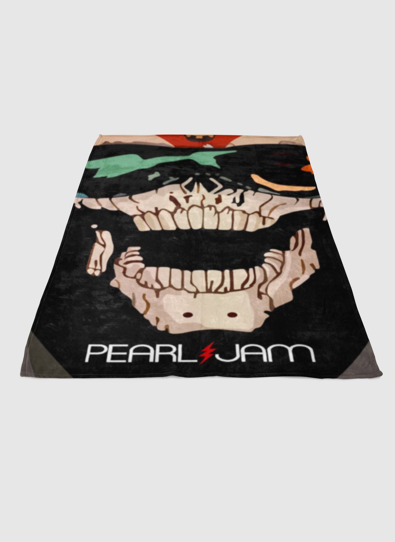 Pearl Jam Skull Logo Soft Fleece Blanket Meaningful Gift For Halloween Christmas