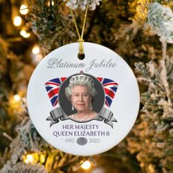 Queen Elizabeth 2 Memorial Platinum Jubilee Ornament Perfect And Unique Gifts For Family On Christmas